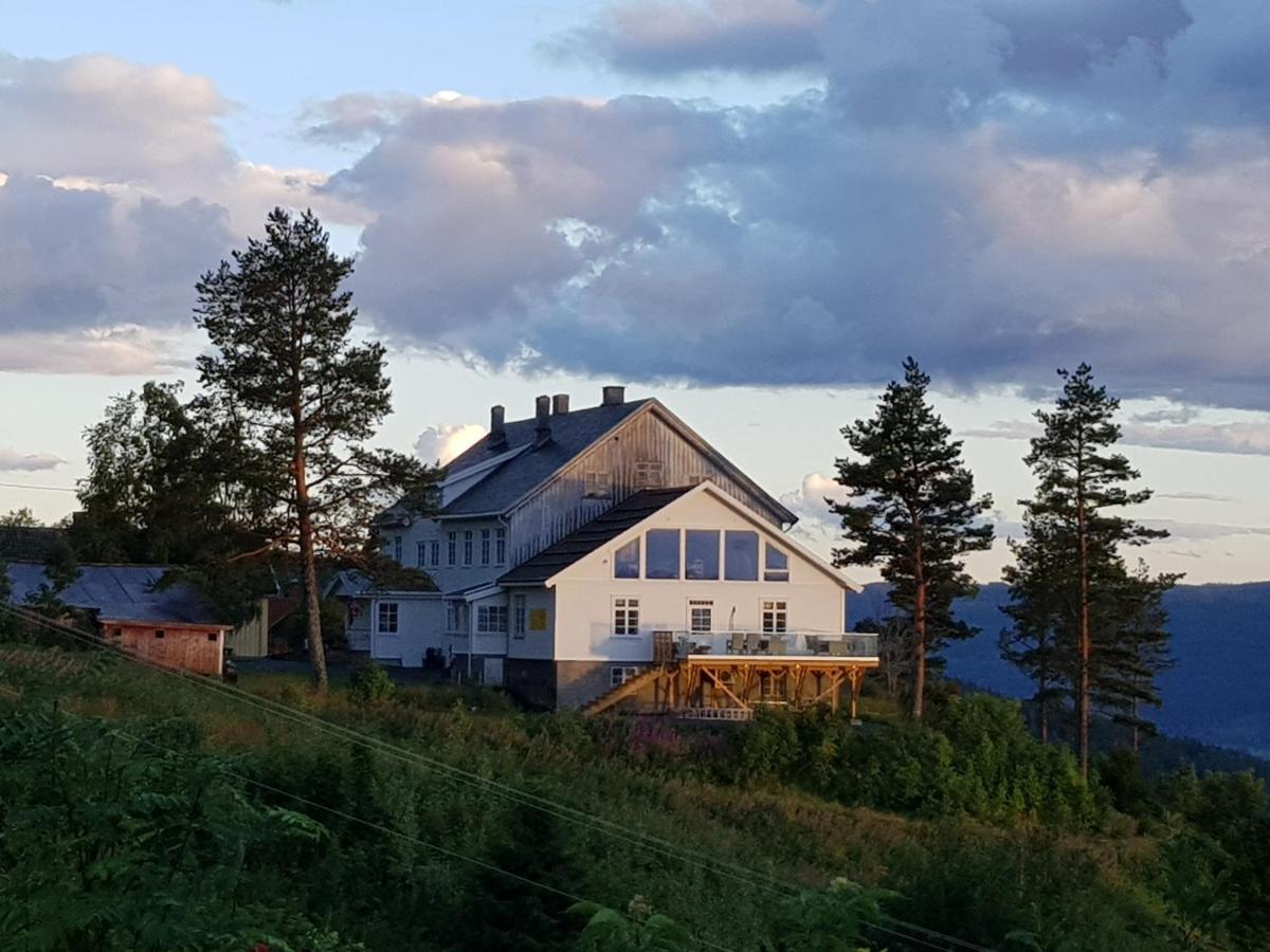 Granum Gard Hotel Fluberg Exterior foto