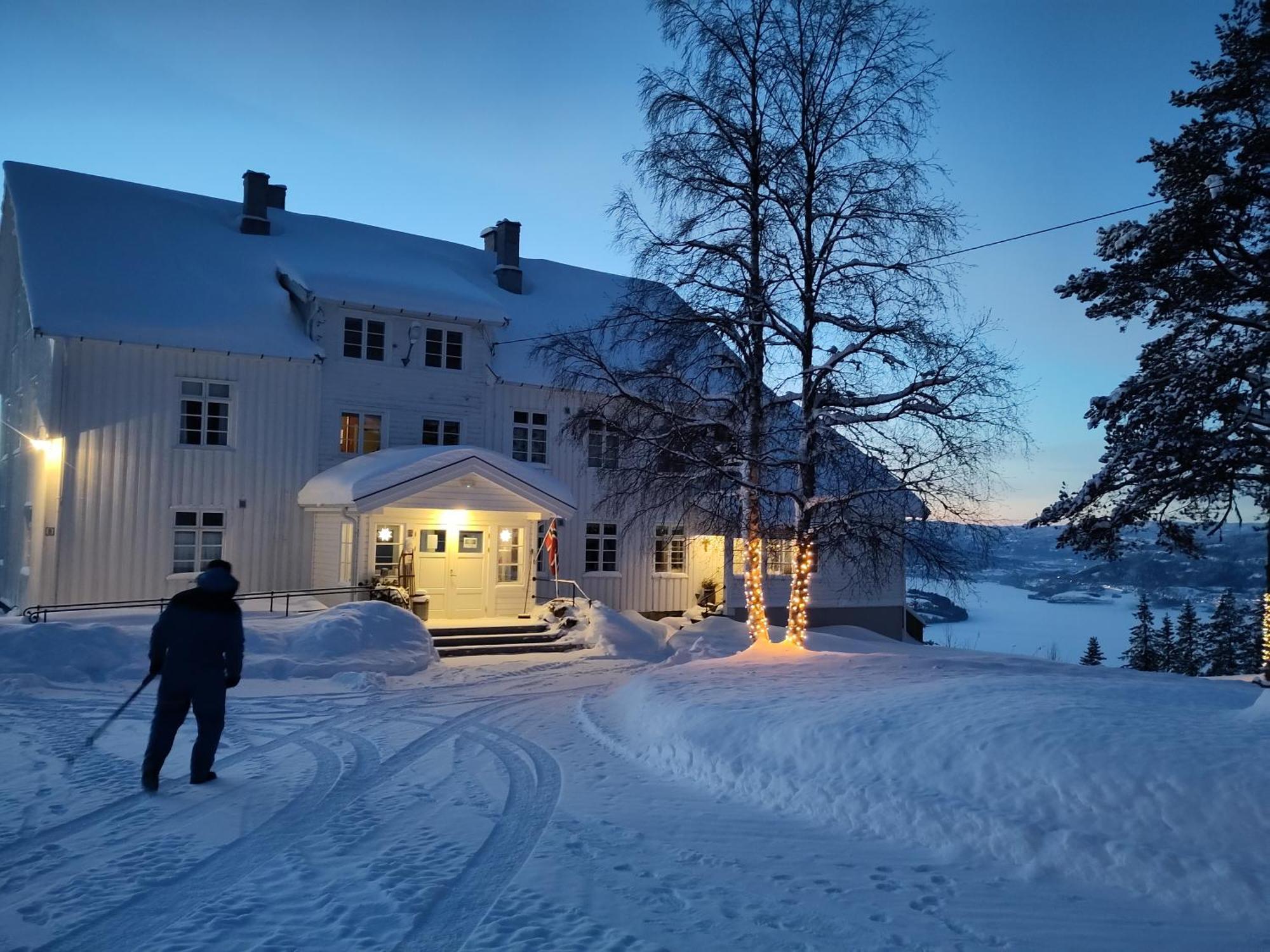 Granum Gard Hotel Fluberg Exterior foto