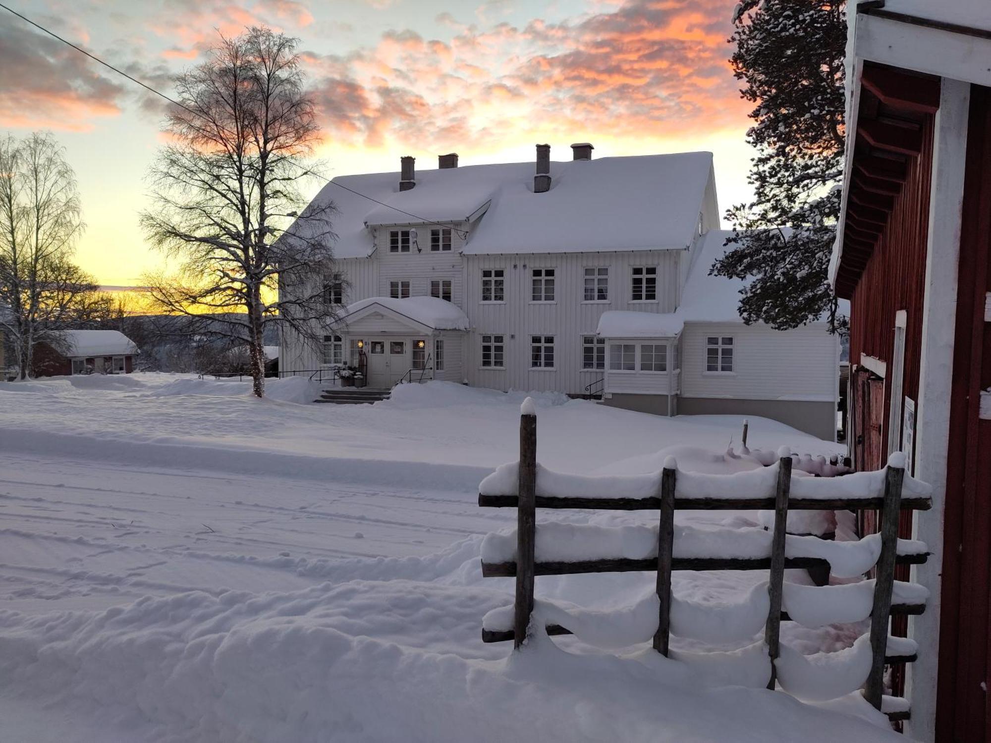 Granum Gard Hotel Fluberg Exterior foto