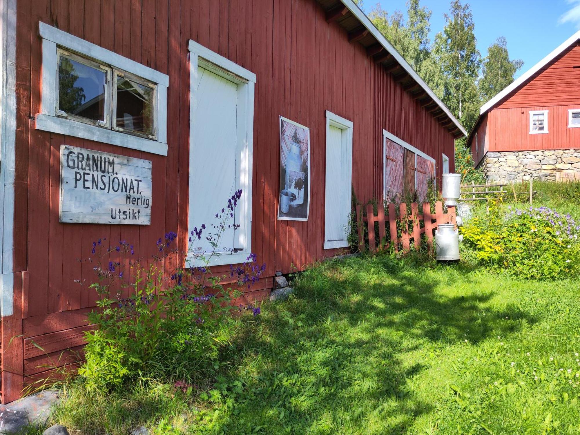 Granum Gard Hotel Fluberg Exterior foto